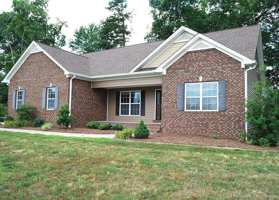 1st image of 110 Orrie Moss Ct SE