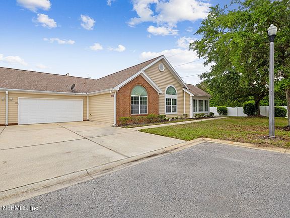 3rd image of 4337 EDGEWATER CROSSING Drive