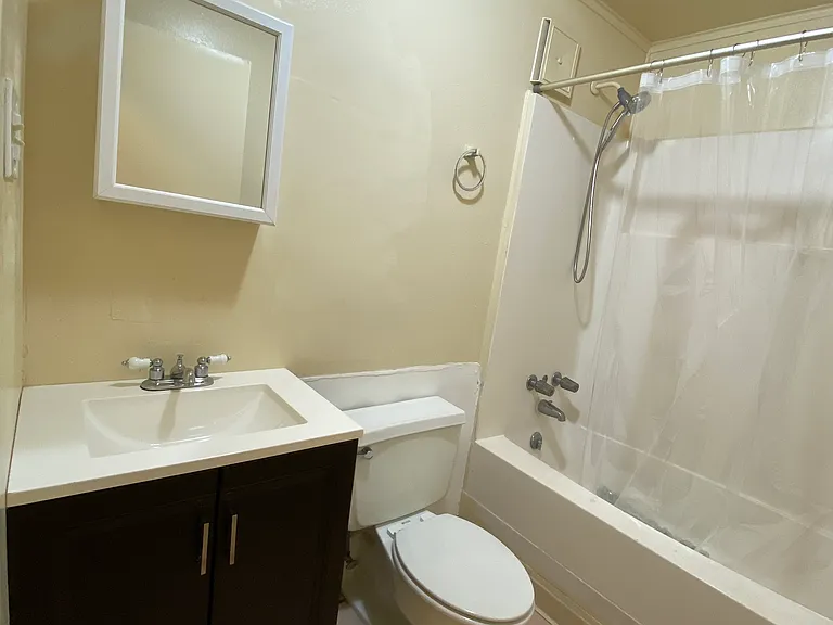 1630 S 2nd St #110 — Photo 9