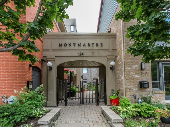 124 Guigues Ave #B307, Ottawa, ON K1N 5H7
