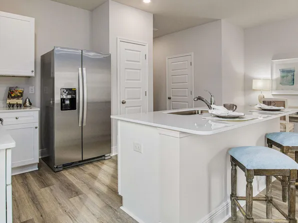 2543 Cliff Hollow Cir, Gulf Breeze, FL 32563