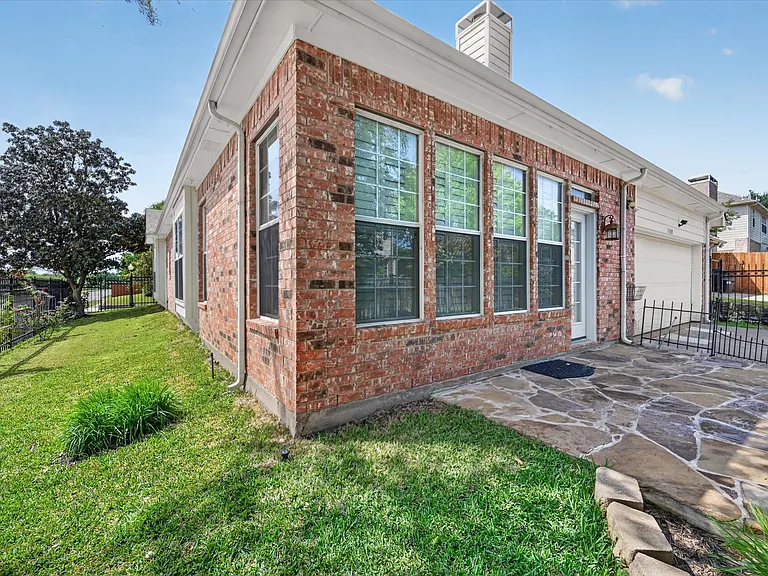 3500 Christopher Ln — Photo 20