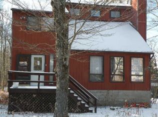 3094 Briarwood Dr, Tobyhanna, PA 18466