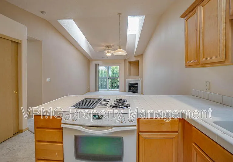 4000 NE 109th Ave #150M — Photo 4