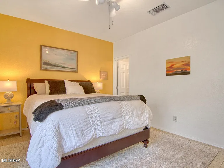 1232 E Camino Diestro — Photo 31