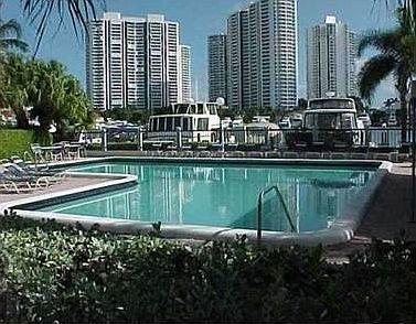 3rd image of 3570 Magellan Cir APT 223-2
