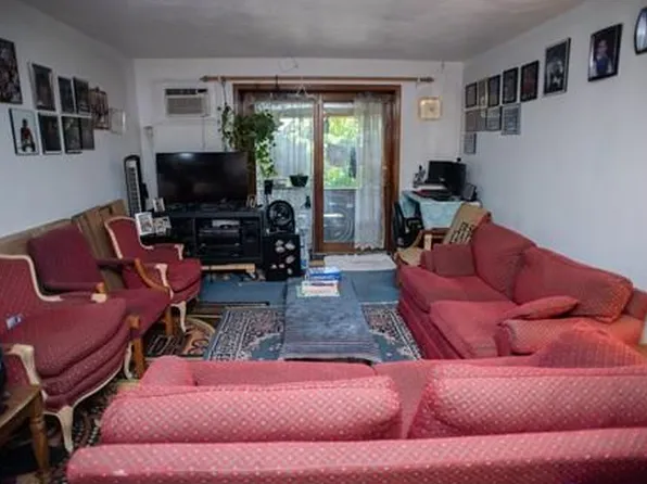 27 Gordon St APT 309, Framingham, MA 01702