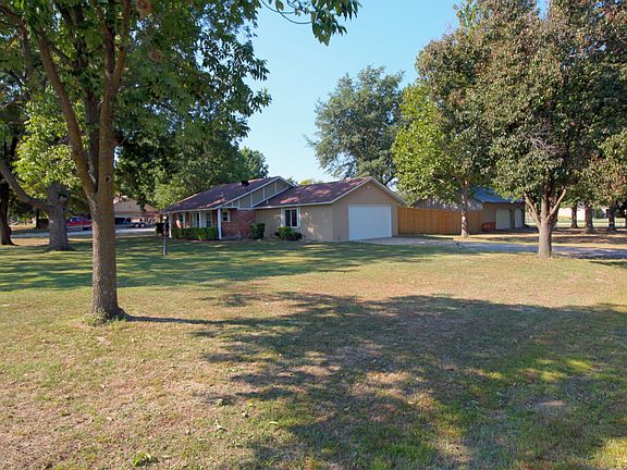 2nd image of 7654 E Greenway Dr