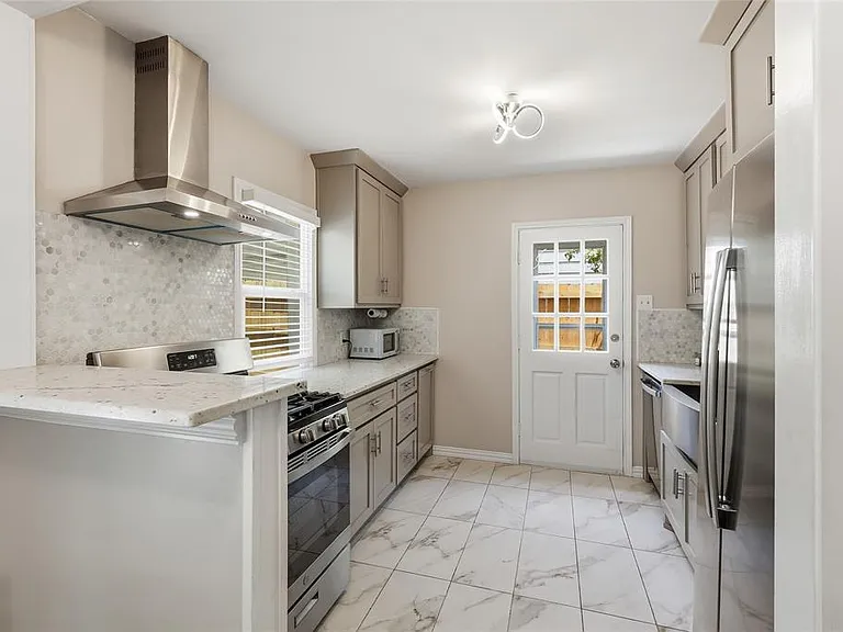 4308 Donnelly Ave — Photo 14