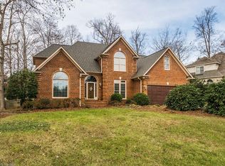 3006 County Clare Rd, Greensboro, NC 27407