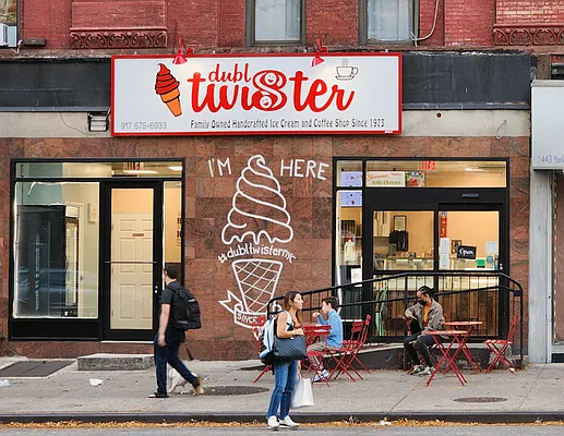 Rented by Pear NYC LLC | media 9