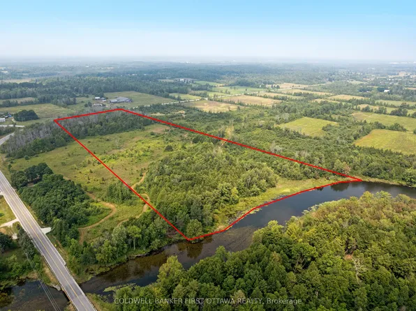 2619 Christie Lake Rd, Tay Valley, ON K7H 3C6