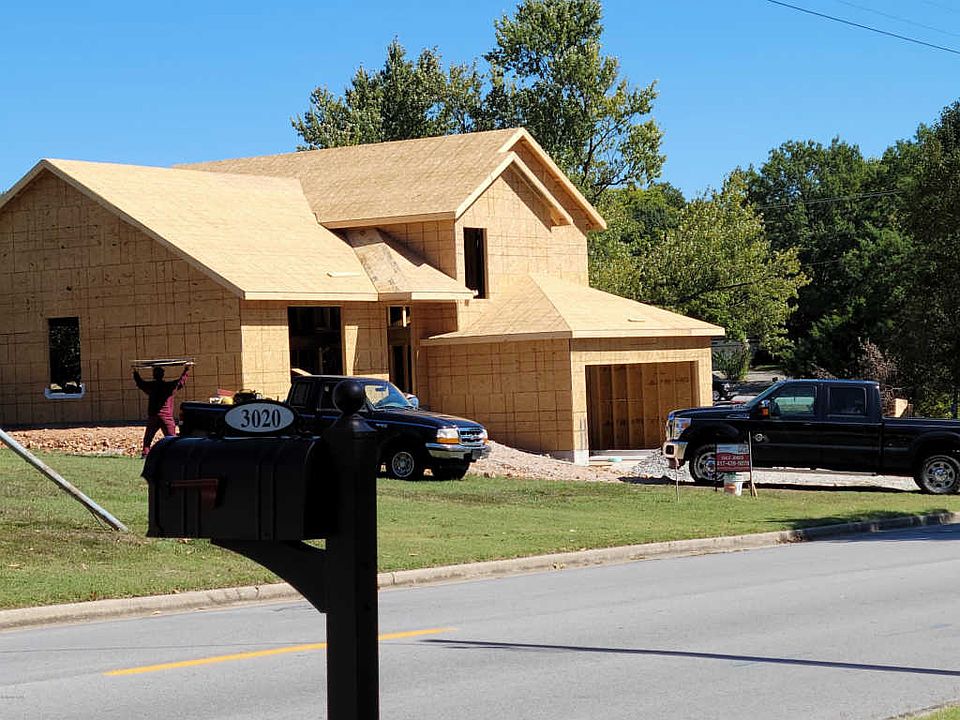 2nd image of LOT 1 26th St