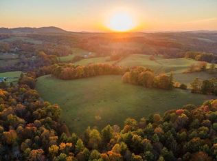 Shady Grove Rd, Willis, VA 24380