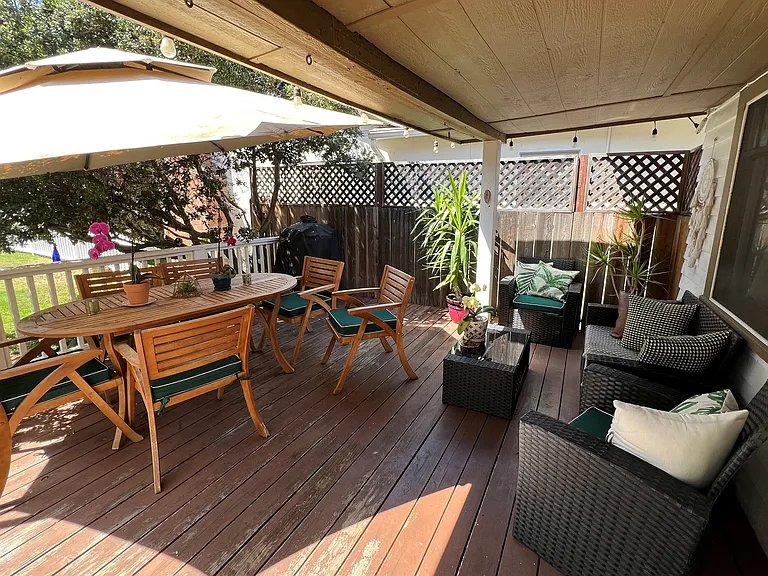 Front patio again, different furniture