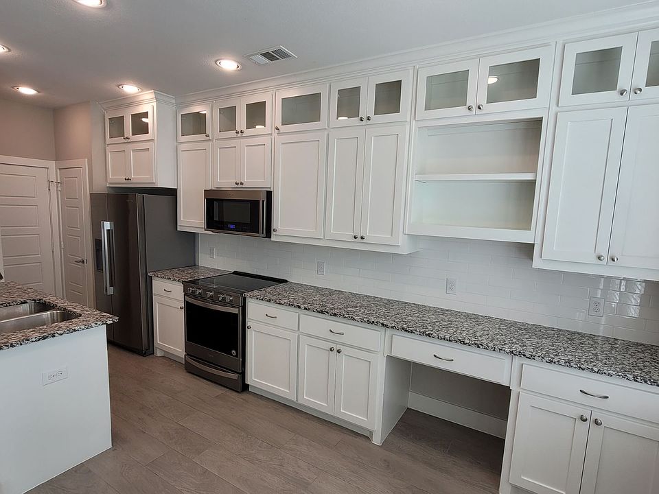 1st image of 2231 Lovedale Ave Unit 105
