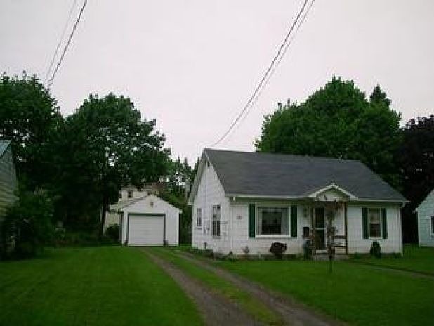 2nd image of 35 Kenmore Ave