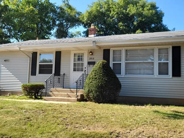 2816 Pleasant View Ave, Rockford, IL 61108