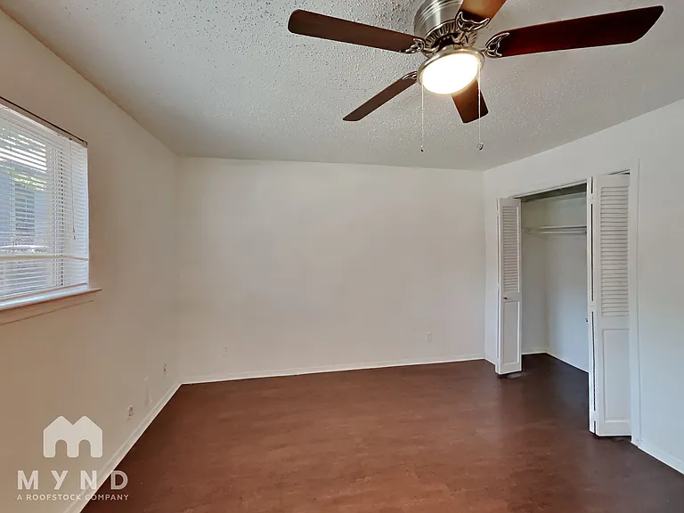 3624 Parkridge Dr #113 — Photo 8