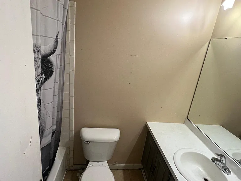 503 E Lowell Ave — Photo 5