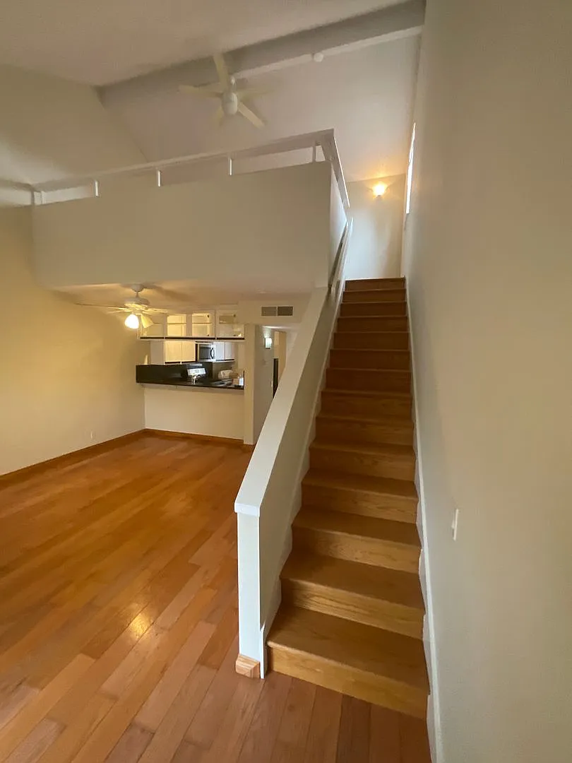 Orangetree: Upper 1 Bedroom 1 Bath Condo With Loft, — Photo 4