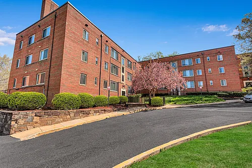Friendship Courts Apartments Photo 1