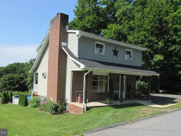 18 Bungalow St, Ashland, PA 17921