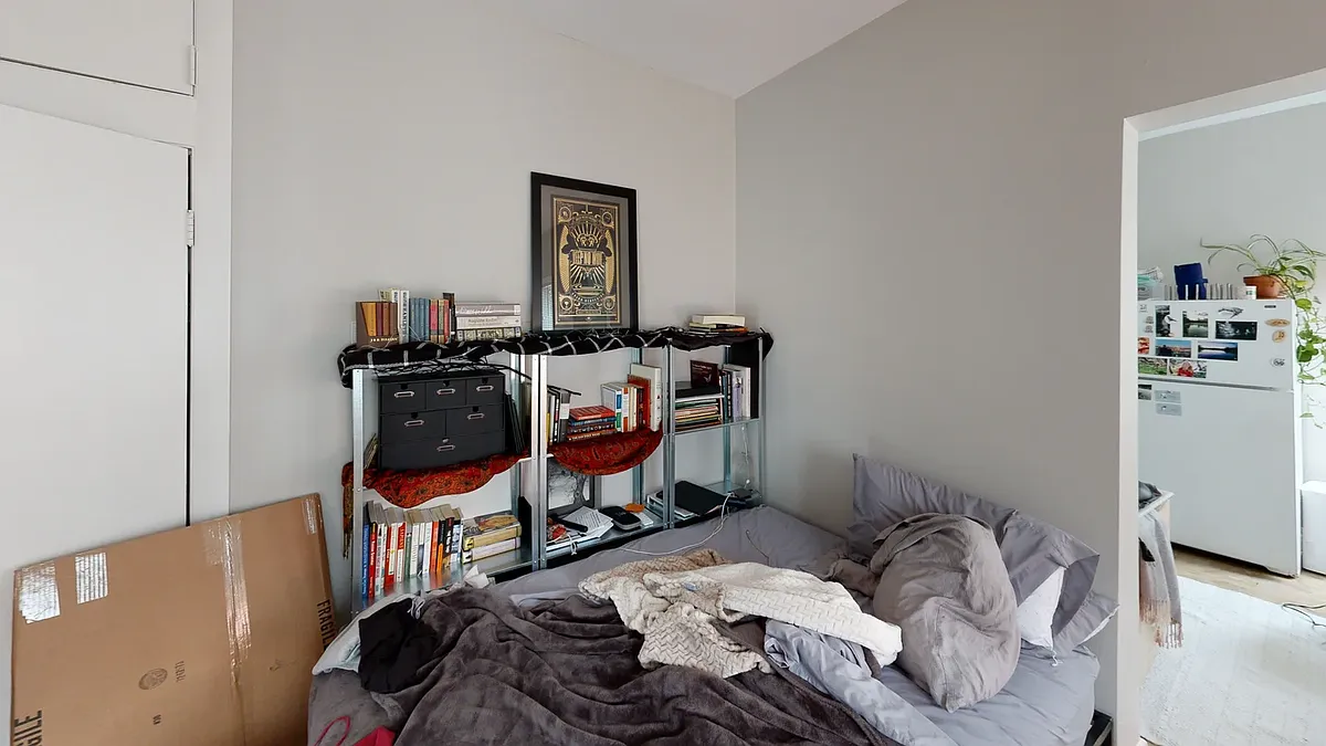 Building Photo - 9 Elmer St #3