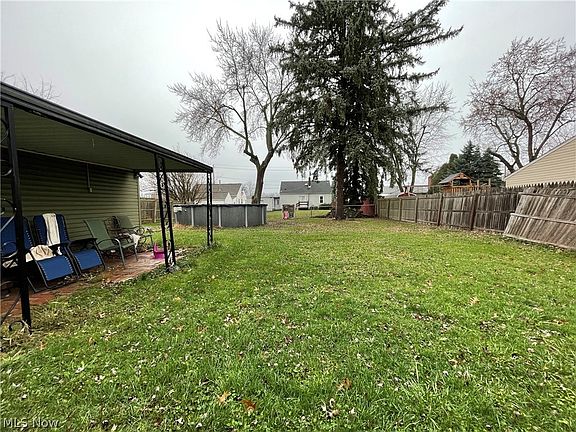 5th image of 809 Lakeview Ave NW
