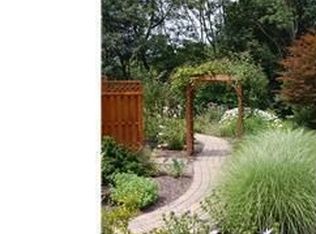 1091 Barnview Ln, West Chester, PA 19382