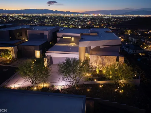 810 Dragons Eye Dr, Henderson, NV 89012