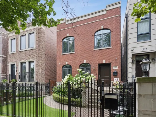 1915 W Wolfram St, Chicago, IL 60657