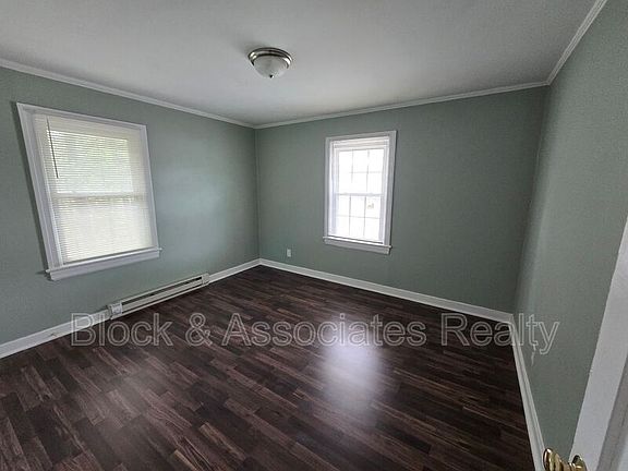 4th image of 1703 E Gate City Blvd