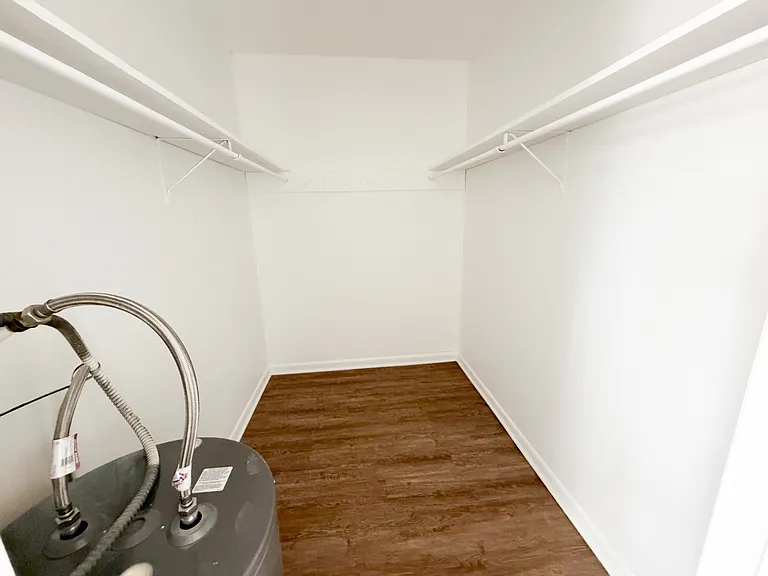 2014 Linden Ave #4 — Photo 8