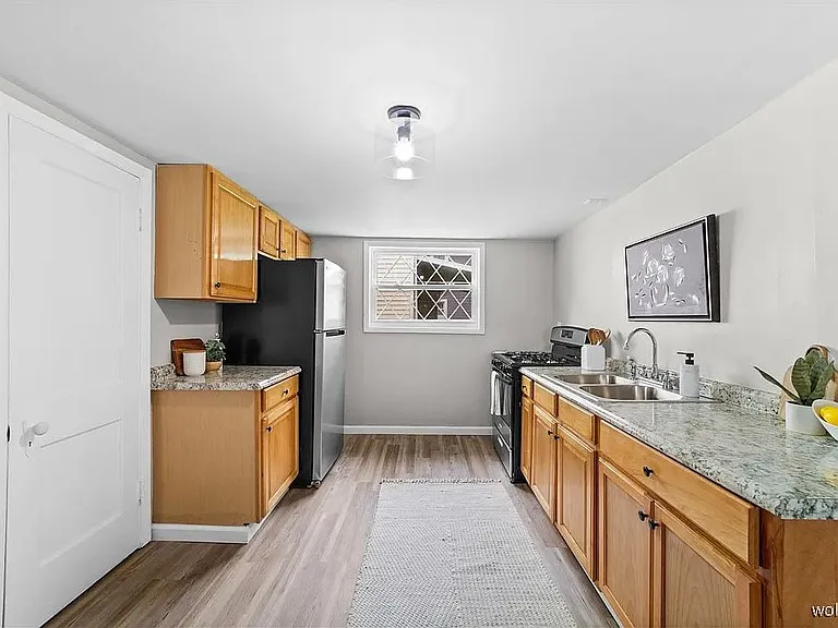 7686 Pinehurst Dr #1 — Photo 3