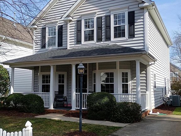 3rd image of 5024 Dawn Piper Dr