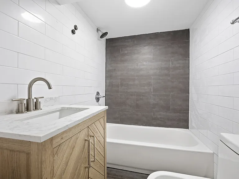 964 Madison St #1 — Photo 18