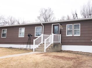 505 2nd St NW, Watford City, ND 58854