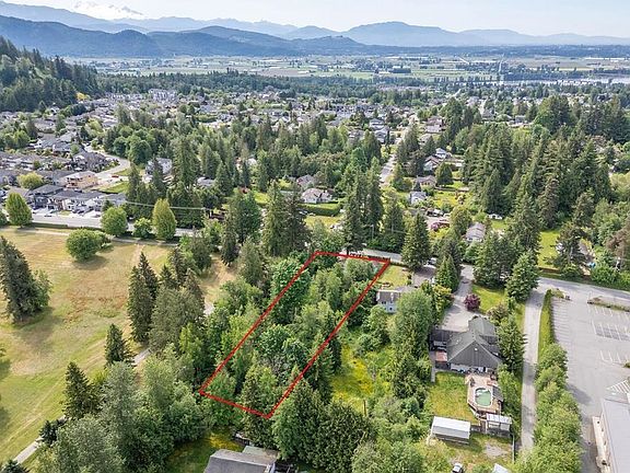 5th image of 33581 Dewdney Trunk Rd