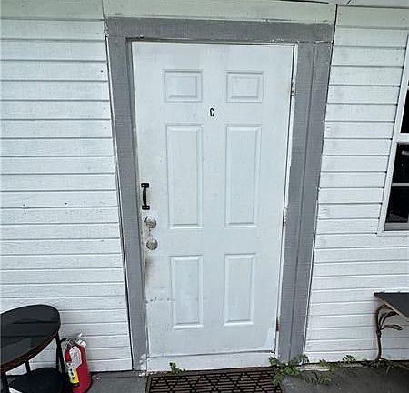 2nd image of 230 SW 14th St #230C