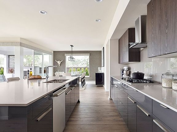 Interior Image For The Astoria
