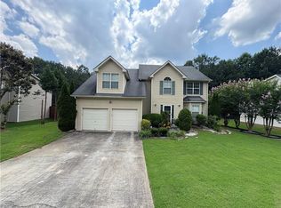 5220 Round Table Dr, Ellenwood, GA 30294