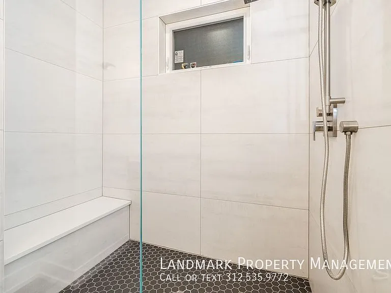 1726 W Cullerton St #1 — Photo 35