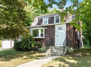 28 Marlboro St, Maynard, MA 01754