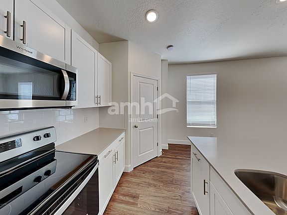 3rd image of 5993 W Arranmore Dr