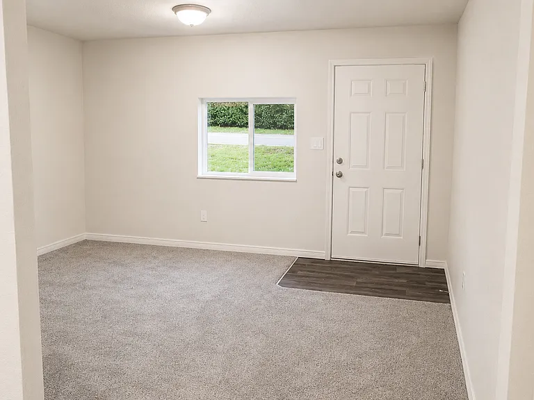 3815 NE Everett St — Photo 5