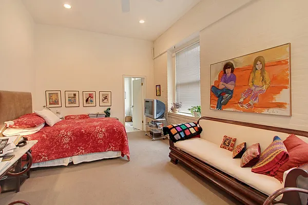 Rented by Corcoran | media 13