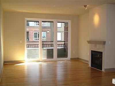 2nd image of 1880 25th Ave NE APT 208