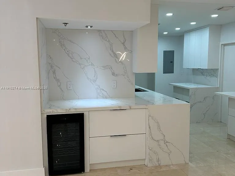 251 Crandon Blvd #430 — Photo 7