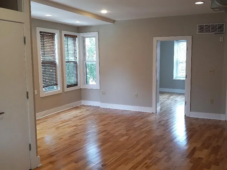542 Christian St #2 — Photo 4